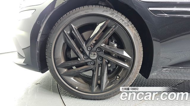 Genesis G80 Gasoline 2.5 Turbo AWD Black — пробег 8 383 км — фото 5 из 5