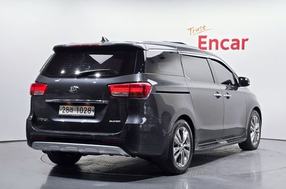 Kia Carnival Gasoline 9-seater Noblesse — пробег 108 168 км — фото 2 из 5