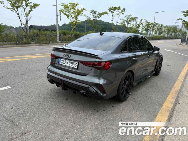 Audi RS3 2.5 TFSI Quattro — пробег 5 700 км — фото 2 из 5