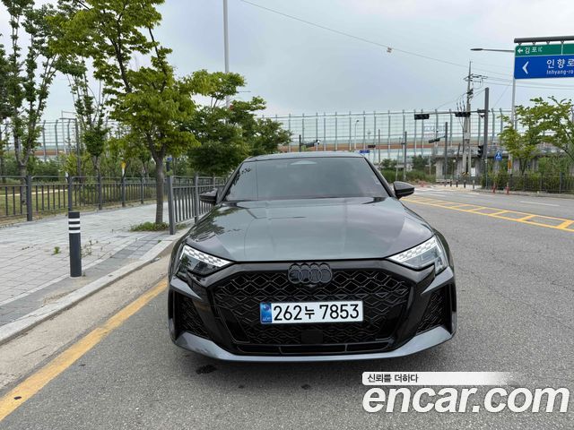 Audi RS3 2.5 TFSI Quattro — пробег 5 700 км — фото 3 из 5