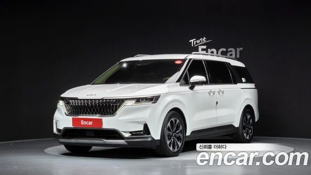 Kia Carnival Diesel 9-Seater Signature — пробег 129 068 км — фото 1 из 5