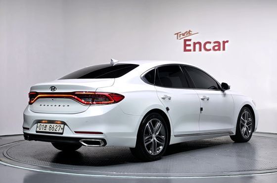 Hyundai Grandeur 2.4 Premium — пробег 110 312 км — фото 2 из 5
