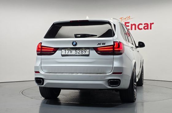 BMW X5 xDrive 30d M Sport package — пробег 122 027 км — фото 4 из 5