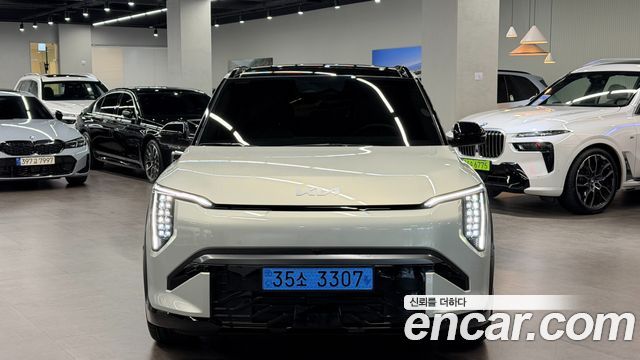 Kia EV3 Long Range 2WD GT Line — пробег 10 421 км — фото 3 из 5