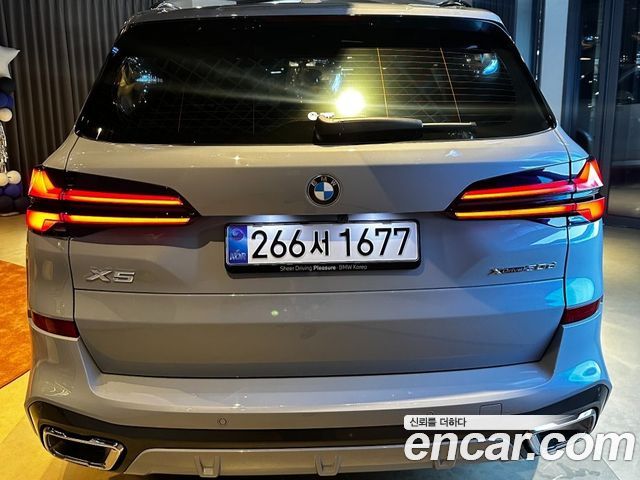 BMW X5 xDrive 30d M Sport — пробег 5 000 км — фото 2 из 5