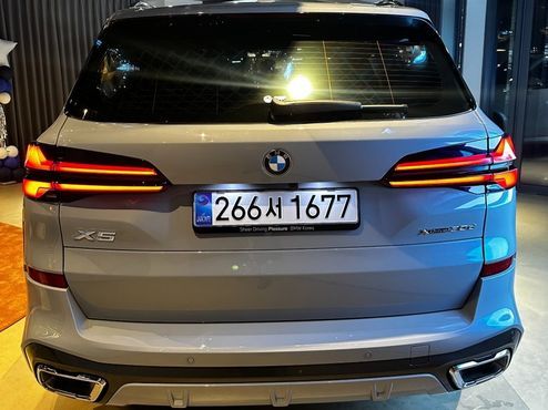 BMW X5 xDrive 30d M Sport — пробег 5 000 км — фото 2 из 5