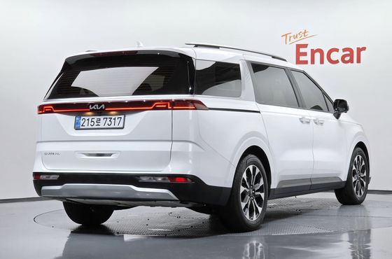 Kia Carnival Gasoline 9-Seater Prestige — пробег 41 353 км — фото 2 из 5