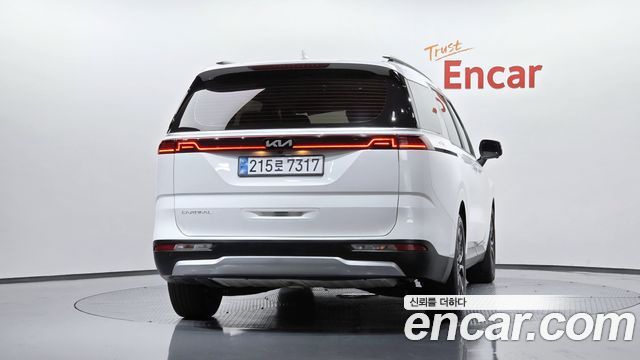 Kia Carnival Gasoline 9-Seater Prestige — пробег 41 353 км — фото 4 из 5