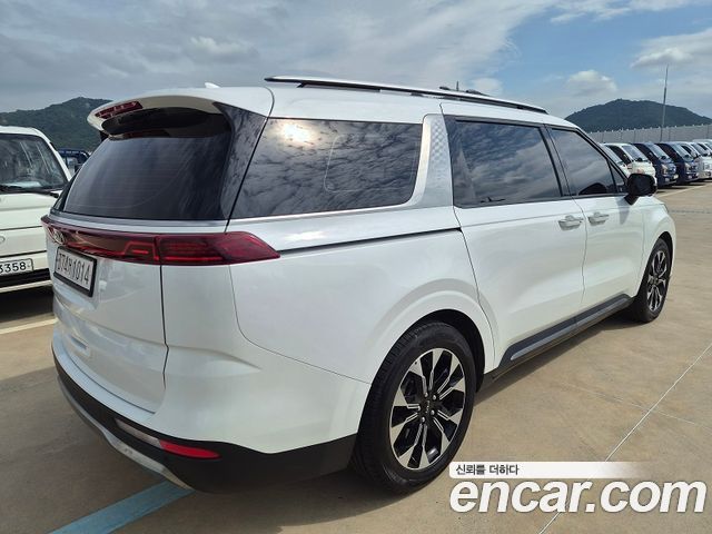Kia Carnival Diesel 9-Seater Signature — пробег 75 420 км — фото 4 из 5