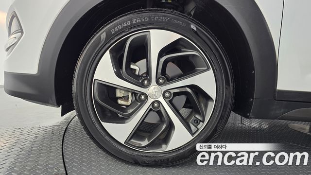Hyundai Tucson из Кореи Encar