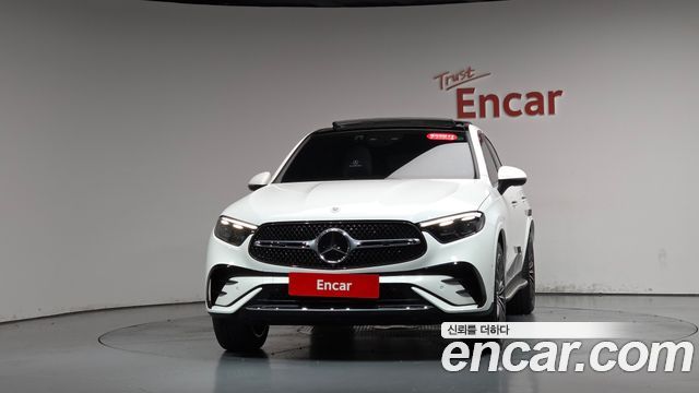 Mercedes-Benz GLC-Class GLC300 4MATIC Coupe — пробег 18 330 км — фото 3 из 5