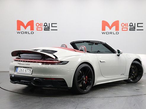 Porsche 911 Carrera 4 GTS Cabriolet — пробег 4 933 км — фото 3 из 5