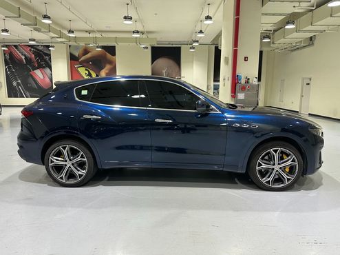 Maserati Levante 3.0 S AWD Modena — пробег 12 100 км — фото 3 из 5