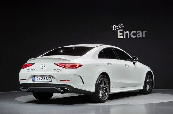 Mercedes-Benz CLS-Class CLS300d 4MATIC — пробег 32 331 км — фото 2 из 5