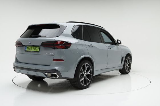 BMW X5 xDrive 40i M Sport — пробег 4 089 км — фото 2 из 5