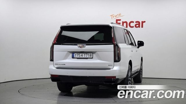 Cadillac Escalade 6.2 ESV ESV Sports Platinum — пробег 29 921 км — фото 4 из 5
