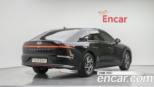 Hyundai Grandeur из Кореи Encar