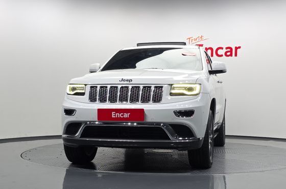 Jeep Cherokee 3.0 Diesel Overland Summit WK2 — пробег 149 030 км — фото 3 из 5