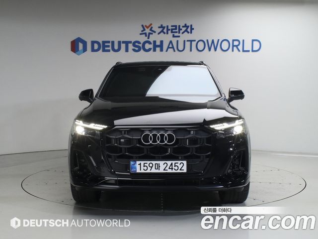 Audi Q7 55 TFSI Quattro Premium — пробег 12 650 км — фото 1 из 5