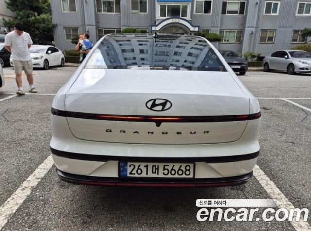 Hyundai Grandeur из Кореи Encar
