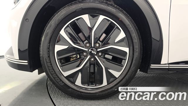 Kia EV6 Long Range Earth — пробег 81 742 км — фото 5 из 5