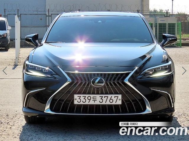 Lexus ES Executive — пробег 57 120 км — фото 1 из 5