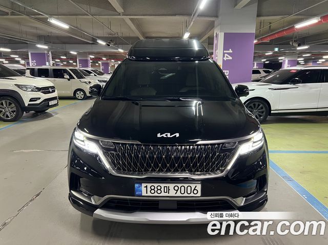Kia Carnival Gasoline 7-Seater Hi-Limousine Signature — пробег 12 811 км — фото 1 из 5