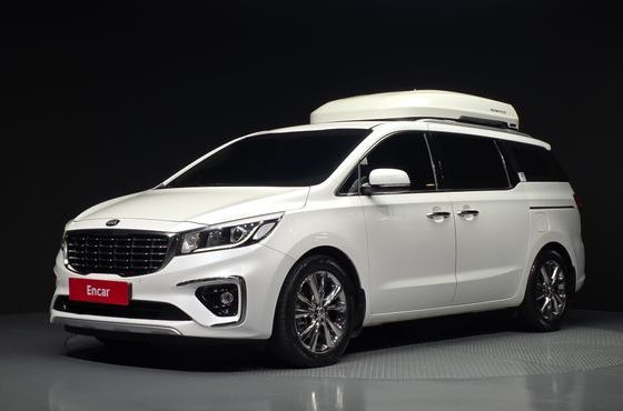 Kia Carnival Gasoline 9-Seater Prestige — пробег 92 204 км — фото 1 из 5