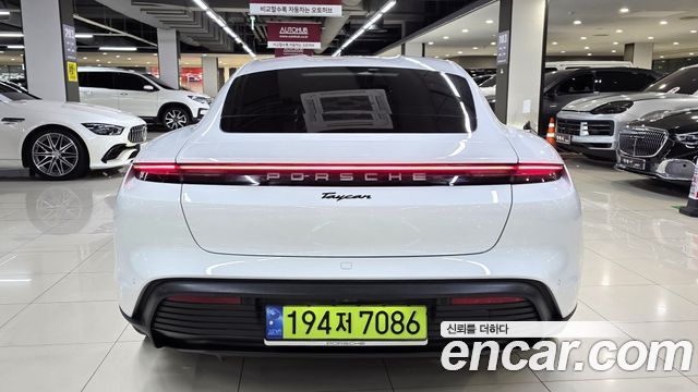 Porsche Taycan Base — пробег 53 903 км — фото 5 из 5