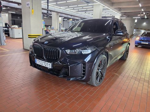 BMW X5 xDrive 50e M Sport — пробег 24 042 км — фото 1 из 5