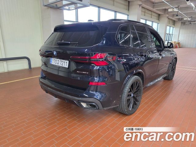 BMW X5 xDrive 50e M Sport — пробег 24 042 км — фото 4 из 5