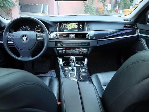 BMW 5-Series 520d xDrive — пробег 148 000 км — фото 5 из 5