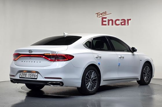 Hyundai Grandeur Exclusive Special — пробег 60 280 км — фото 2 из 5