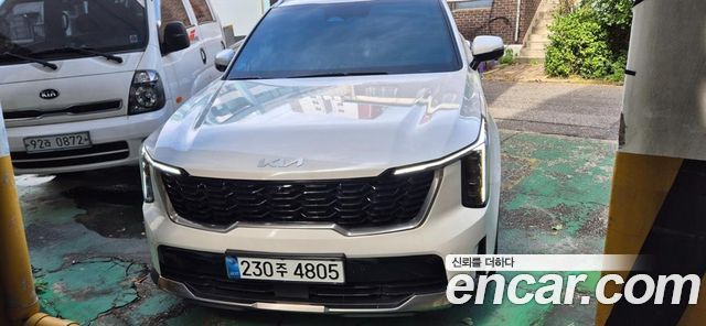 Kia Sorento HEV 1.6 2WD Signature — пробег 12 485 км