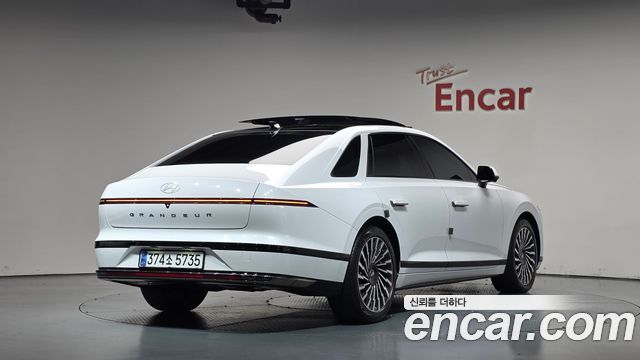 Hyundai Grandeur Calligraphy — пробег 13 681 км — фото 2 из 5