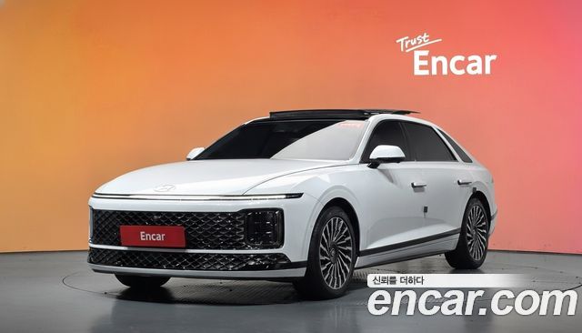 Hyundai Grandeur Calligraphy — пробег 13 681 км — фото 1 из 5