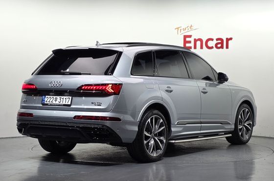 Audi Q7 50 TDI Quattro Premium — пробег 20 618 км — фото 2 из 5