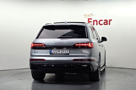 Audi Q7 50 TDI Quattro Premium — пробег 20 618 км — фото 4 из 5