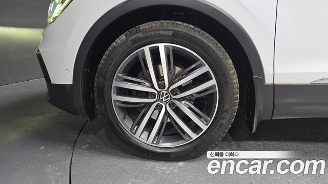 Volkswagen Tiguan 2.0 TDI Prestige — пробег 110 155 км — фото 5 из 5