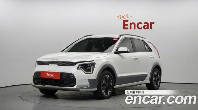Kia Niro Earth — пробег 23 054 км — фото 1 из 5