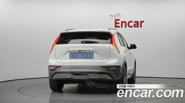 Kia Niro Earth — пробег 23 054 км — фото 4 из 5