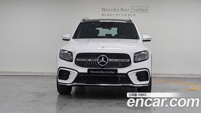 Mercedes-Benz GLB-Class GLB250 4MATIC — пробег 4 460 км — фото 3 из 5