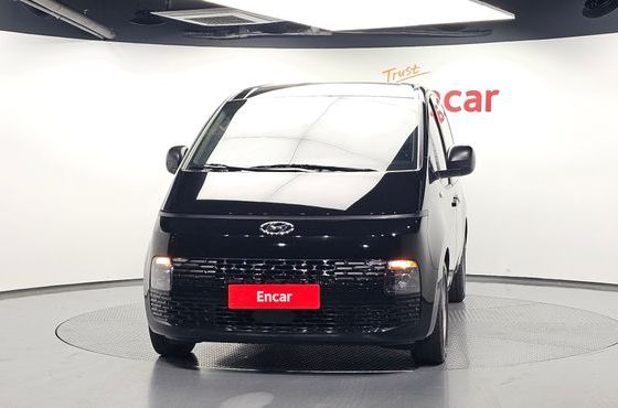 Hyundai Staria Cargo 5-Seater Smart — пробег 95 745 км — фото 3 из 5