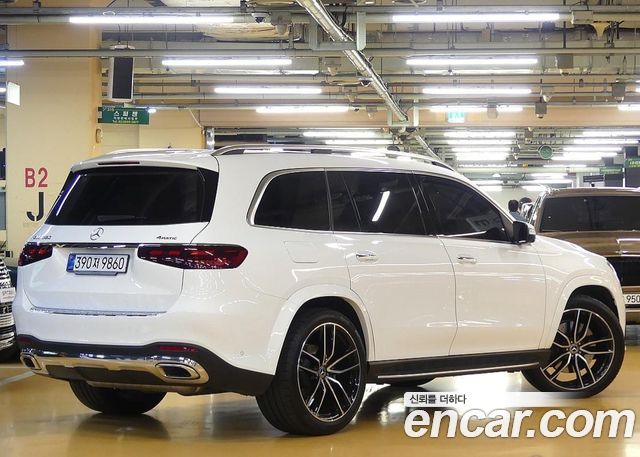 Mercedes-Benz GLS-Class GLS580 4MATIC — пробег 18 000 км — фото 3 из 5