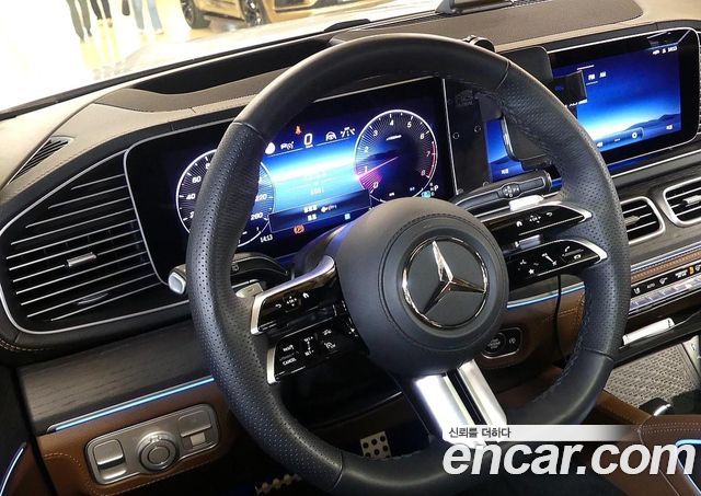 Mercedes-Benz GLS-Class GLS580 4MATIC — пробег 18 000 км — фото 5 из 5