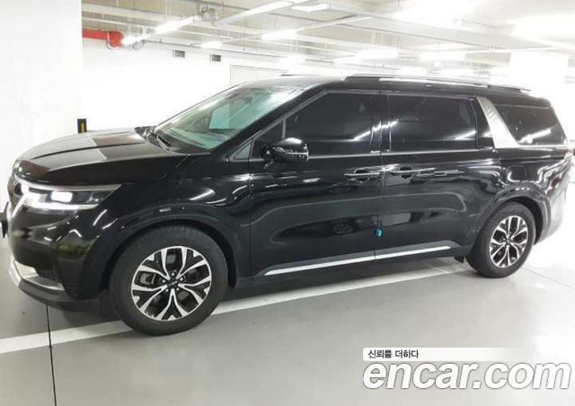 Kia Carnival Diesel 9-Seater Noblesse — пробег 43 554 км — фото 2 из 5