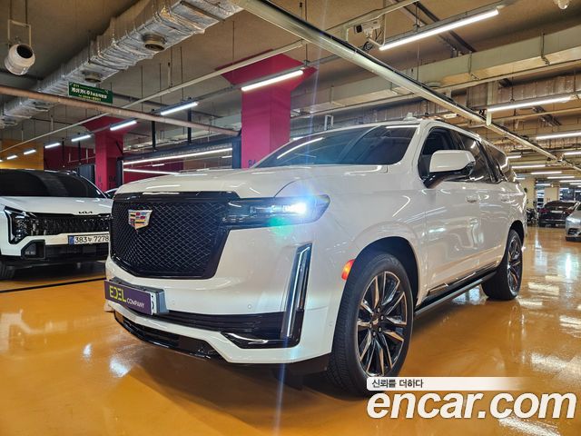 Cadillac Escalade 6.2 Sports Platinum — пробег 28 800 км — фото 3 из 5