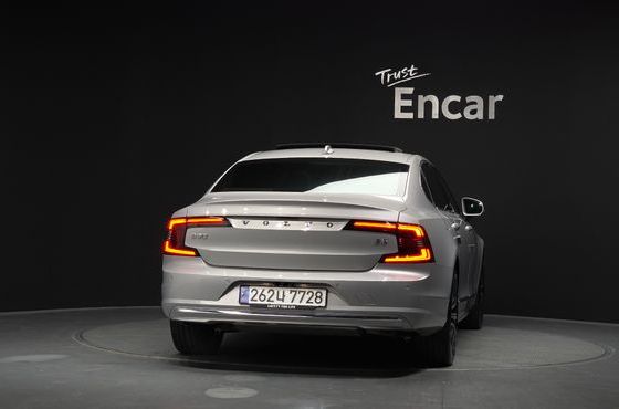 Volvo S90 B5 Ultimate Bright — пробег 25 036 км — фото 4 из 5