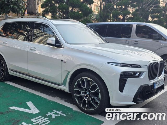 BMW X7 xDrive 40i M Sport 6STR — пробег 24 000 км — фото 2 из 5