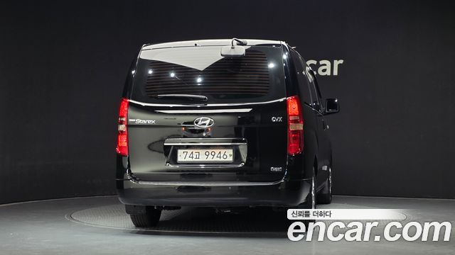 Hyundai Starex 12-Seater Wagon CVX Deluxe — пробег 287 417 км — фото 4 из 5